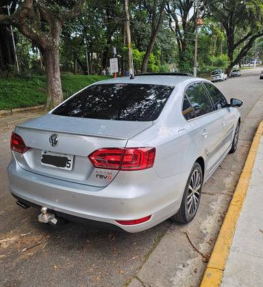 VOLKSWAGEN JETTA 2.0 TSI HIGHLINE 200CV GASOLINA 4P TIPTRONIC VOLKSWAGEN JETTA 2.0 TSI HIGHLINE 200CV GASOLINA 4P TIPTRONIC